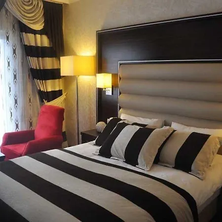Turist Hotel 4*